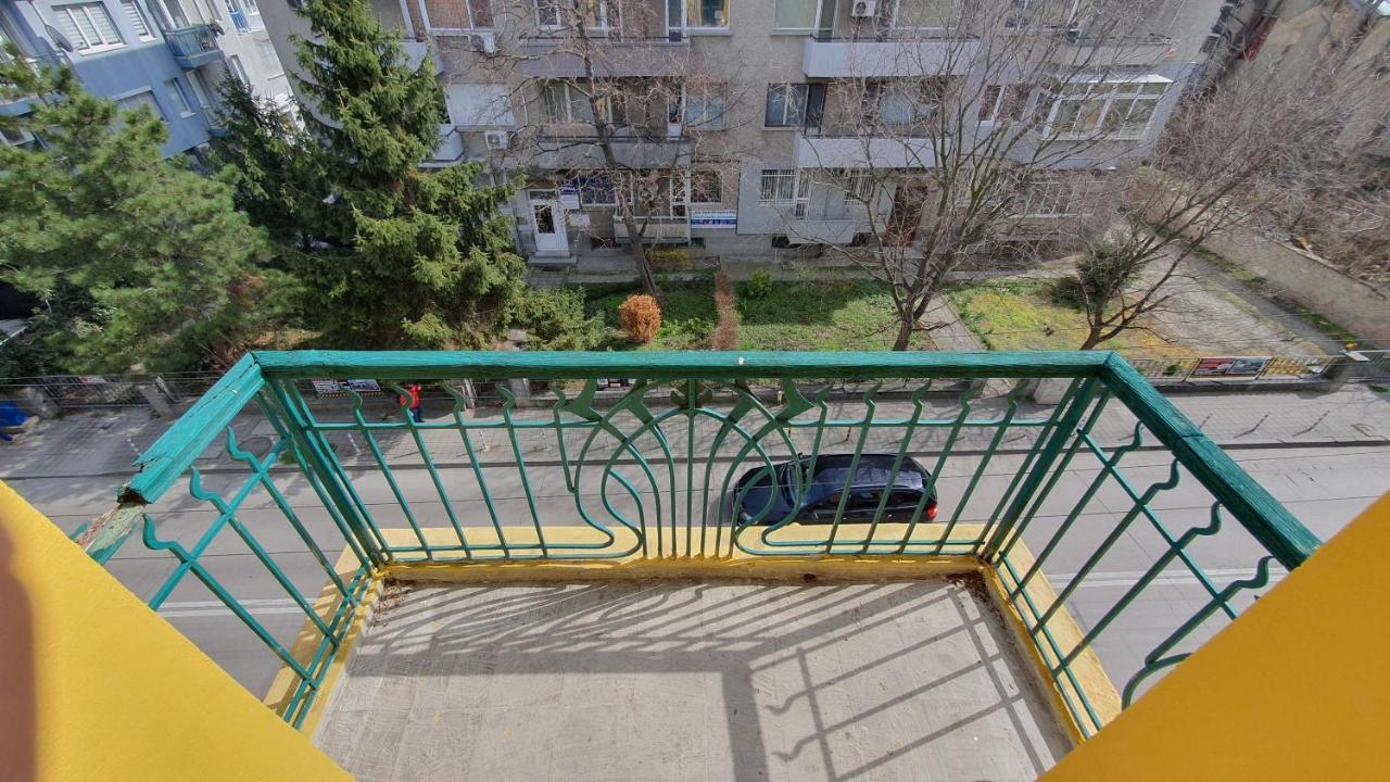 Appartement Стаи За Гости Sun House à Varna Extérieur photo
