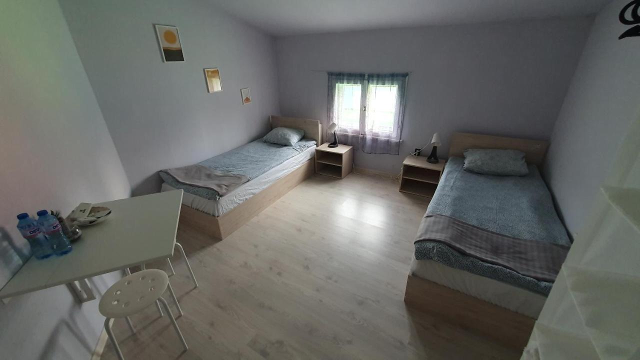 Appartement Стаи За Гости Sun House à Varna Extérieur photo