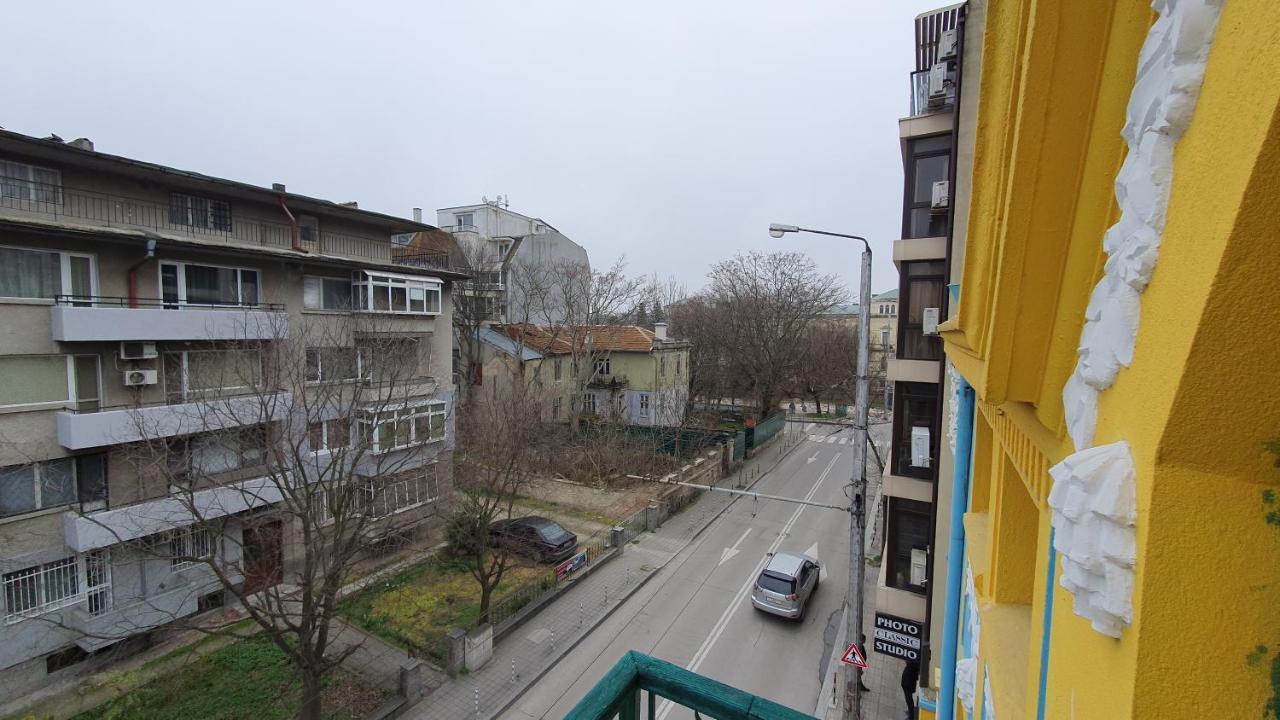Appartement Стаи За Гости Sun House à Varna Extérieur photo