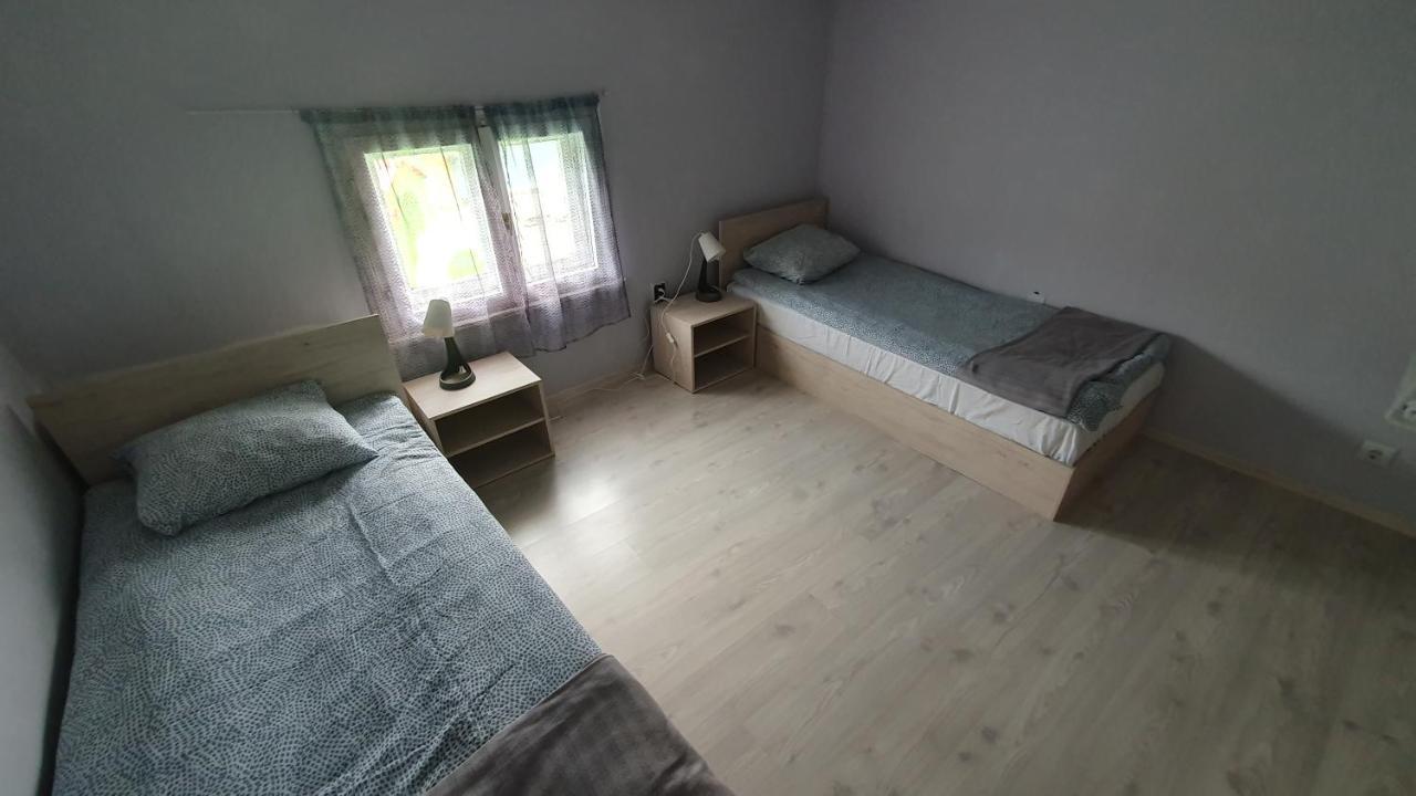 Appartement Стаи За Гости Sun House à Varna Extérieur photo