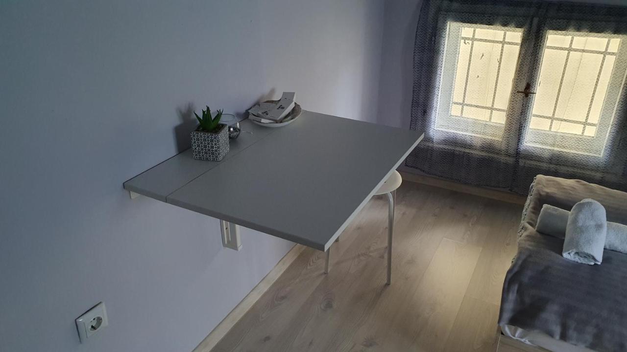 Appartement Стаи За Гости Sun House à Varna Extérieur photo
